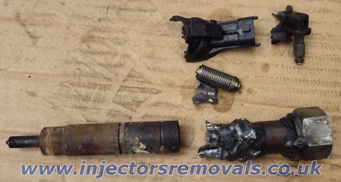 Removed injector from 3.0 Iveco EURO 5 engine