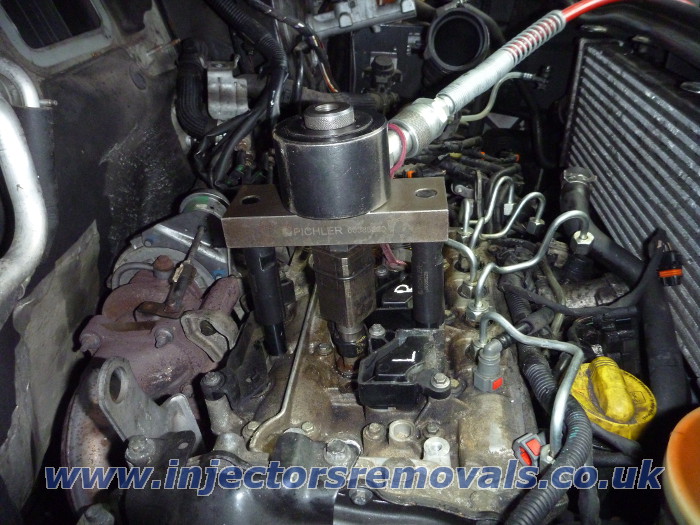How To Remove Injectors From A 2007 Renault Trafic